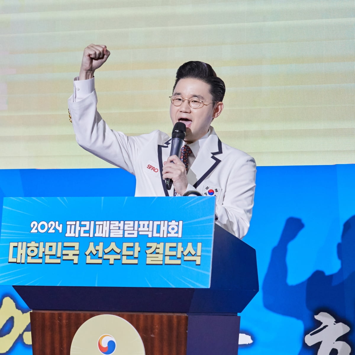 亚涅斯：首秀这一刻我梦想很久了，我打出生起就是皇马球迷