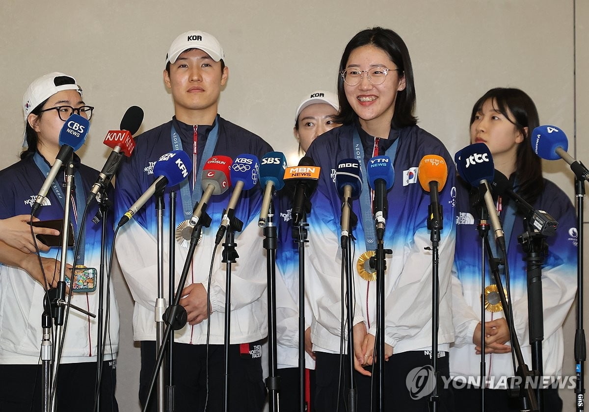CBA新排名：前四步入正轨，上海紧咬第12，季后赛名单有眉目了！
