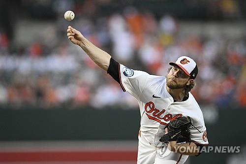 打破僵局！稻垣祥头球破门 名古屋鲸鱼1-0领先