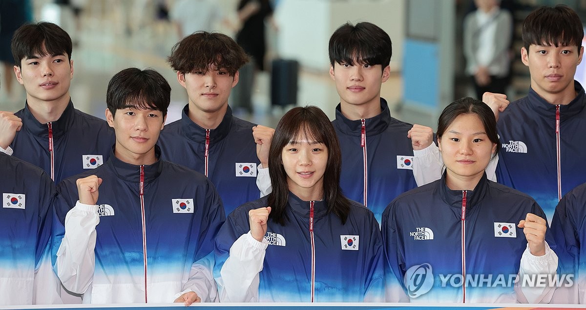 拜仁vs药厂全场数据：射门18-3，中框2-0，犯规11-15