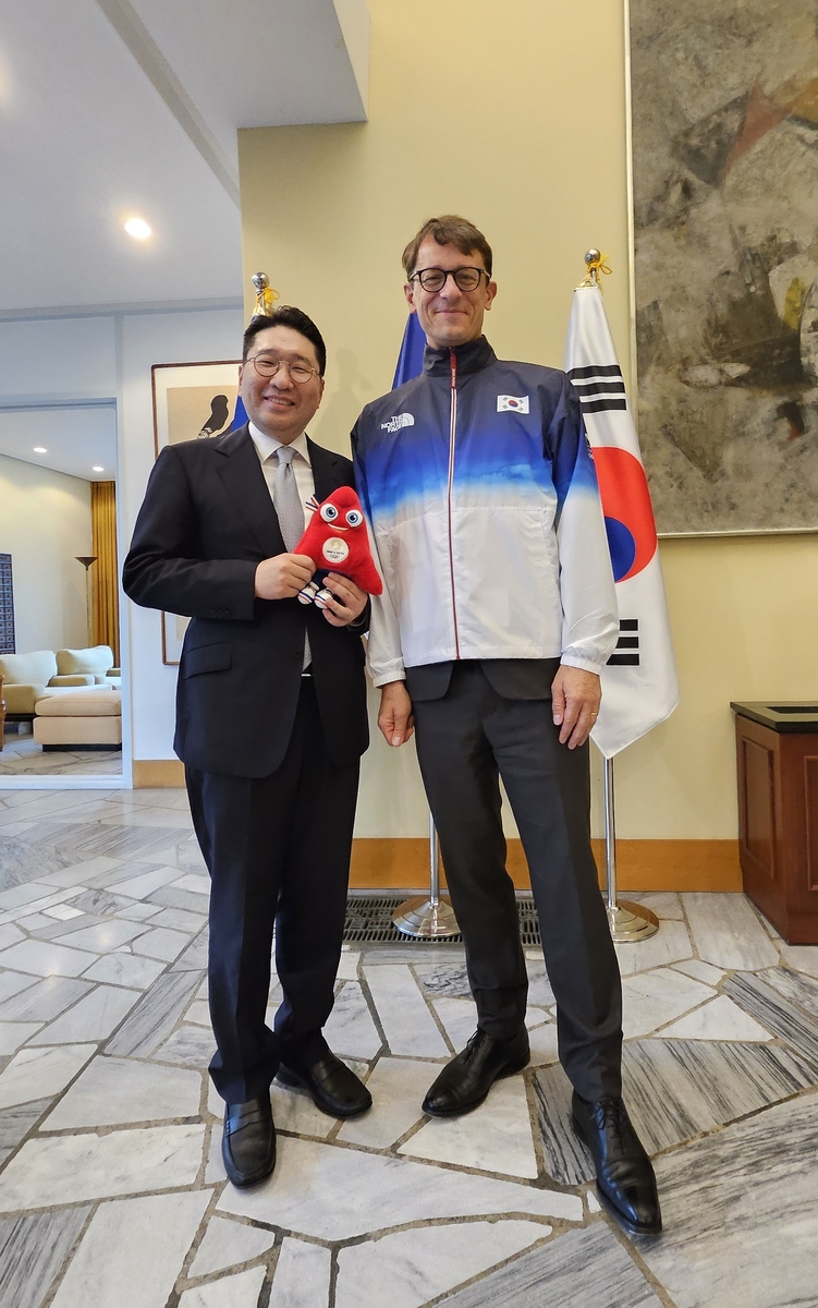 开场闪击！吉拉西助攻马伦搓射破门 多特1-0奥格斯堡